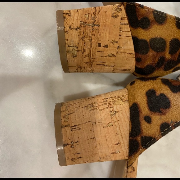 Lov Mark cheetah sandal size 9 - Picture 5 of 7